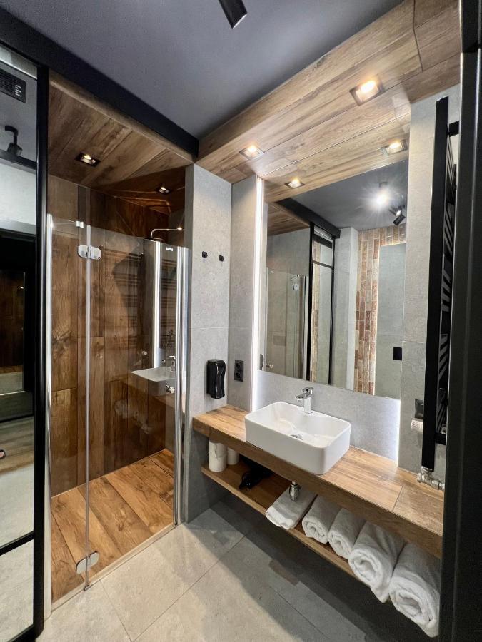 Loft Klonowa - Apartament Z Garazem Kielce Exteriör bild
